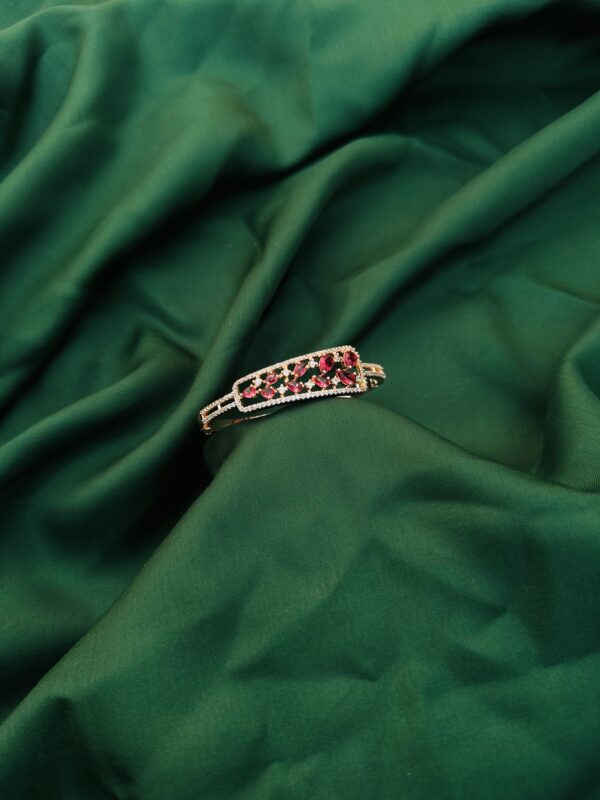shreeji-bracelets-10_main_bracelet